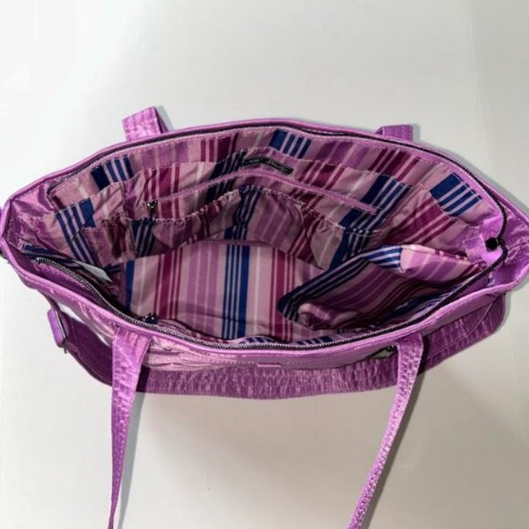 Lug Rally Tote Bag Acai Berry - Picture 10 of 14